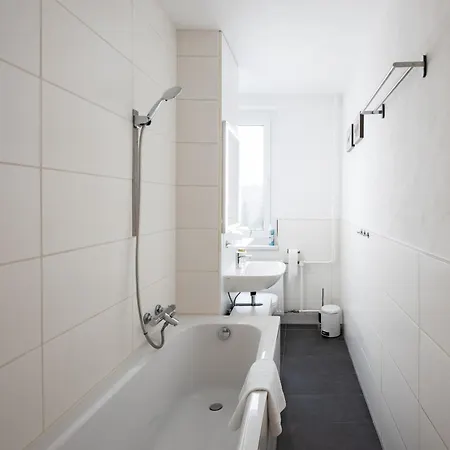 Homely - Hyggeliges M. Pkw-stellplatz Apartment